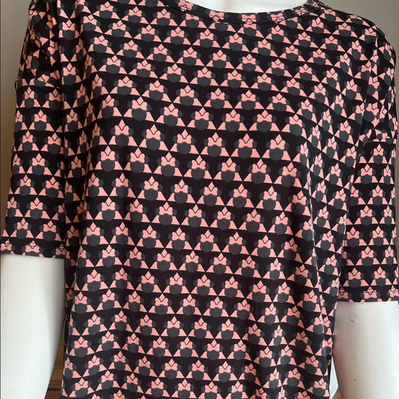 NWT LuLaRoe Irma Disney top size Xsmall - Picture 2 of 8
